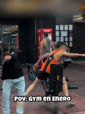 A post by @jajajavi_ros on TikTok caption: POV: Gym en Enero 🥵