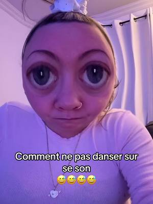 A post by @lesdemoisellesss on TikTok caption: #funny #rire #drole #viral #fyp #crytome