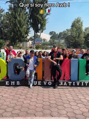 A post by @elboguetobrrr on TikTok caption: 👑🇲🇽 A qué barrio le caemos ? #bogueto #elbogueto 