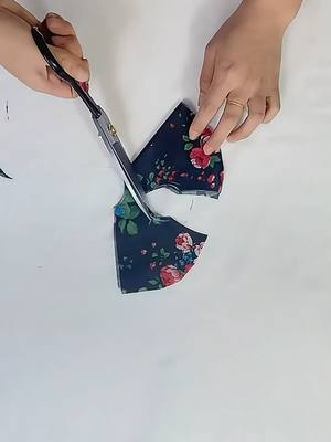 A post by @dnjfashion_las on TikTok caption: #fashion#sewing#clothingmaker#clothingmaking#dress#designer#clothingboutique#clothingtips #tailor #clothfactory #tailorling#craftsman #fashiontrend#nourisheveryyou #fashioninspo  #design #cloth #pfy #insteresting