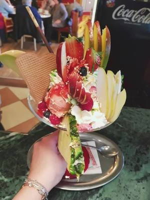 A post by @1ivanko10101 on TikTok caption: eiscafe korbach 