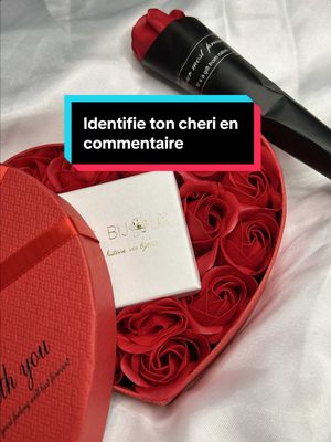 A post by @leyla.chl on TikTok caption: Identifie ton chéri en commentaire !   Il ne t’écrira peut être pas une musique comme olivier a @Océane mais il a quand même géré  Magnifique coffret parfumé composé d’un bijou en acier inoxydable (5 modèles au choix).  Je vous offre la livraison + une rose parfumé alors plus d’excuses 🥰 #cadeausaintvalentin #saintvalentin #ValentinesDay #couple #cadeaufemme #bijouxacierinoxydable #valentinesdaygift #giftforher 