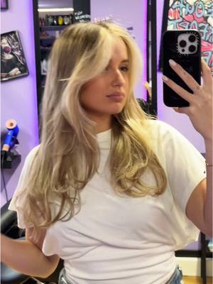 A post by @nicharaa on TikTok caption: Uhm SLAY @Romy Xsara  #hairtransformation #blondehair #scandinavianhairline 