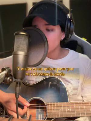 A post by @yajcarb on TikTok caption: Estas no se le dedican a cualquiera🎶@Melendi  #coveracustico #musicosentiktok #melendi #jardinconenanitos #fyp #parati #viral #acousticcovers #tren