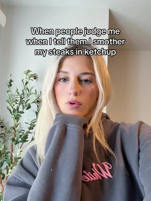 A post by @hannahclunk on TikTok caption: Ketchup + Steak 🤌🏼 #ketchuponeverything #steakwithketchup #steaktiktok #trending 