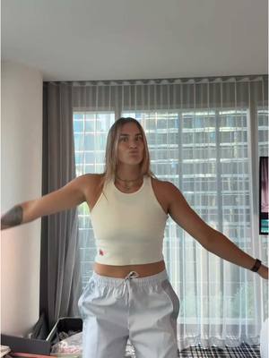 A post by @aryna.sabalenka on TikTok caption: Dance now, unpack later 😎