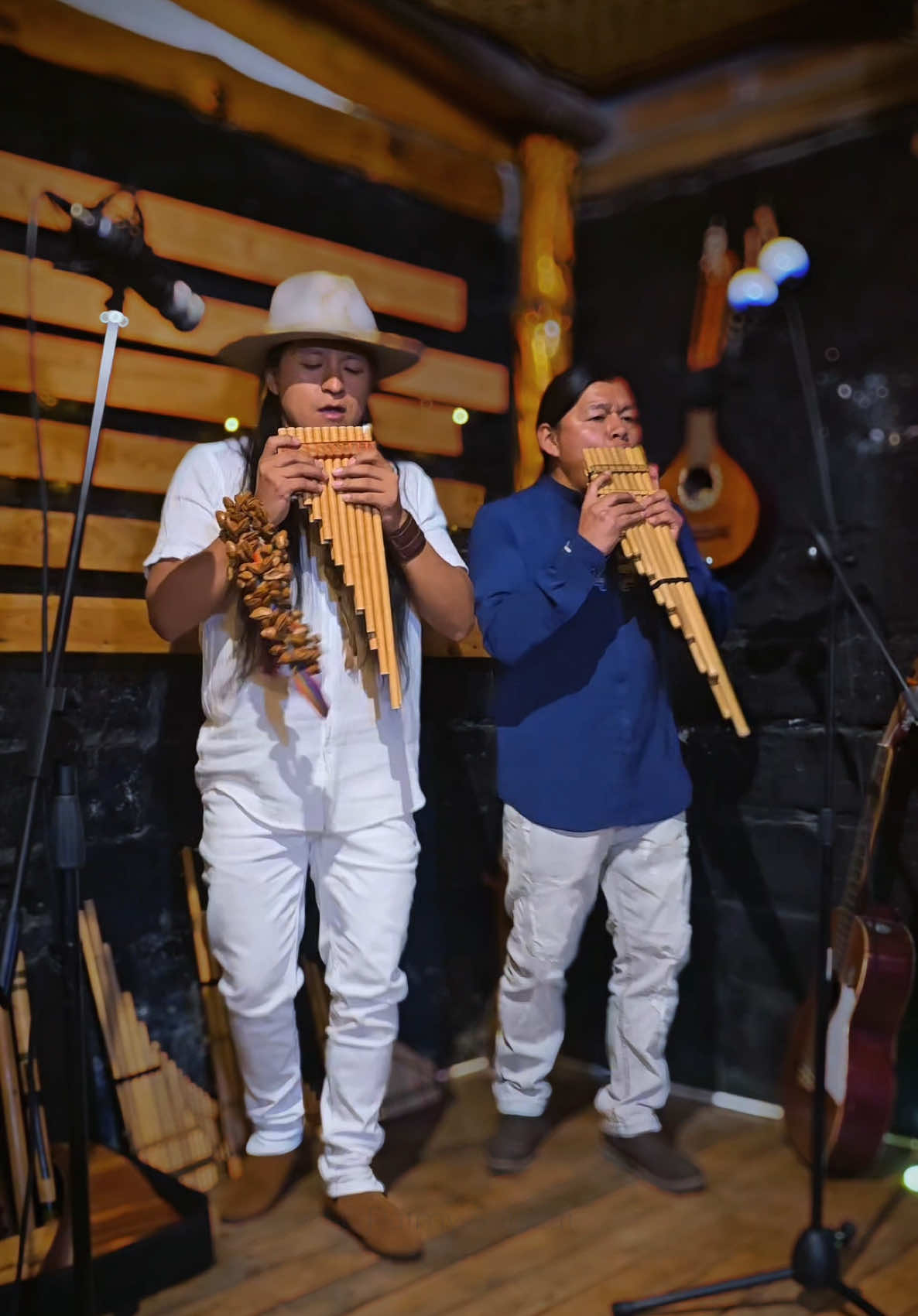A post by @raimy_salazar_official on TikTok caption: Mujer Andina - Raimy Salazar Ft Luis Salazar Cabañas Balcon del Lago #live #music #andean #otavalo #ecuador #flute