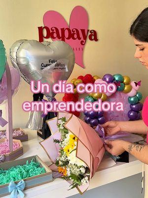 A post by @papayadetalles_ on TikTok caption: Acompáñame a un día de muuuuuchos pedidos🩷✨💫🫰🏼 #regalosoriginales #emprendimiento #regalospersonalizados #regaloscreativos #santiagodechile #desayunosorpresa #desayuno 