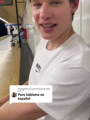 A post by @lucas_is_back__ on TikTok caption: Respuesta a @Kat zul 🗡️ 