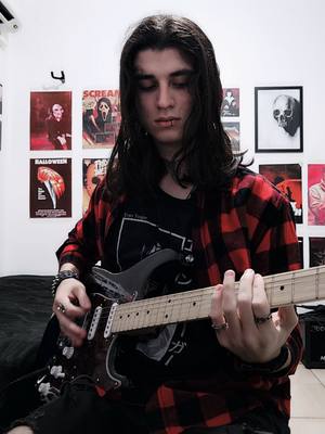 A post by @gabirubernardo on TikTok caption: A little piece of heaven #avengedsevenfold #alittlepieceofheaven #guitartok #guitarcover #rock #a7x 