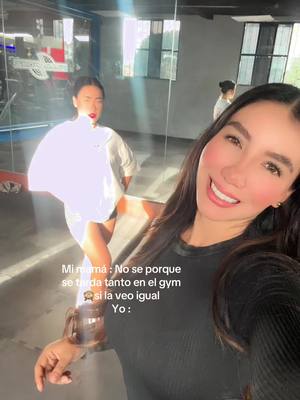 A post by @karyocampo3 on TikTok caption: 🙈 #gym #espejo #comedia #amigas #gymmotivation #GymTok 