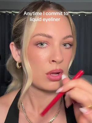 A post by @kellsiebainmakeup on TikTok caption: The way I SWEAT