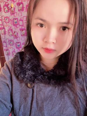 A post by @748494sn on TikTok caption: មិនស្រលាញ់មិចកើត🥱🤣💕