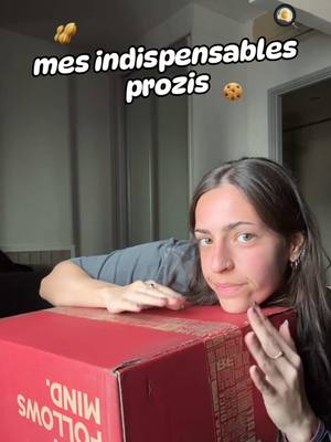 A post by @apricotmaxine on TikTok caption: code APRICOT pour des réducs 🫐  unboxing de ma commande du mois prozis, mes indispensables que je commande depuis des années et que j’ai utilisés durant ma perte de gras, craque pour le peanut butter tu vas pas le regretter 🫶🏻  *produits offerts* #pertedepoids #recettefacile #healthyrecipes #prozis #unboxing