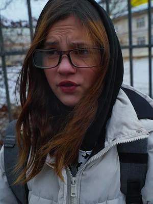 A post by @cool.baybay on TikTok caption: ДОГНОЛА ЕЕ ОКОЛО ЗАБОРА И БРЫЗНУЛА