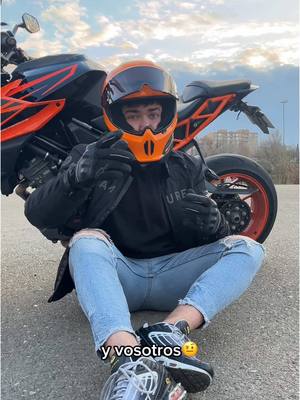 A post by @daanilv on TikTok caption: Cuantas habéis tenido vosotros?😮‍💨 #fyp #parati #daanizmt #Viral #paratii #bikelife #fypツ #moto 