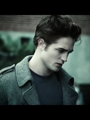 A post by @maracallenx on TikTok caption: 18:15 | эдиты в лучшем качестве в тгк: maracallenxx #edward #edwardcullen #maracallenx #twilight #edit #fyp #fypシ 