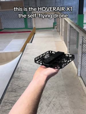 A post by @th_ibaud on TikTok caption: the self-flying drone, check link in bio! @HOVERAir #flyingcamera #HoverAirX1 #followmedrone 