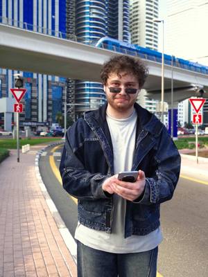 A post by @tahhan on TikTok caption: Capture the Magic with #HONORMagic7Pro 