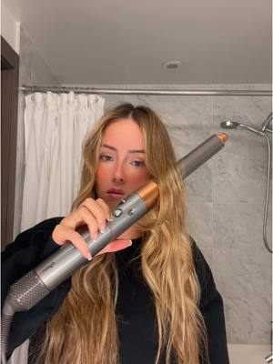 A post by @twincoast on TikTok caption: I’ve had it for literally one year and it’s my favourite way to do my hair @Dyson USA #dysonairwrap #dysonairwrapcurls #dysonairwraptutorial #dyson #hairtutorials #hairtok #curls 