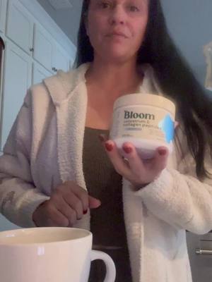 A post by @onwardjessica on TikTok caption: LOVE the @Bloom Nutrition product with #colostrum and #collagen peptides. #bloompartner 