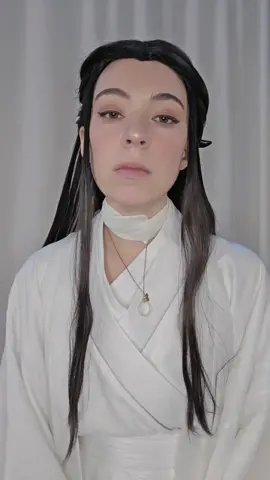 A post by @harmless_spark on TikTok caption: you need a hug!  #xielian #xieliancosplay #tgcf #hob #heavenofficalblessing #tianguancifu #danmei #mxtx 
