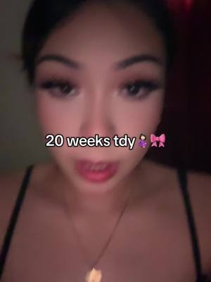 A post by @babygurl._.a on TikTok caption: #20weekspregnant #fyp #pregnantlife 