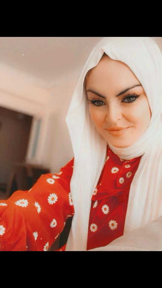 A post by @ela_gozlum06 on TikTok caption: Ne Demiş ;Yıldız Tilbe Sevgime İnanmayan Hayatıma Girmesin  Hayatıma Giren Sevgimden Şüphe Etmesin..!!💫