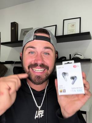 A post by @gageslife on TikTok caption: These headphones are the absolute best! #EarFun/ #AirPro4/ #EarFunAudio/ #WirelessEarbuds/ #NoiseCancelling/ #TechTok/ #ProductReview/ #FYP/ #TechReview @EarFun 