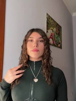 A post by @mariaa_panico on TikTok caption: ❤️‍🩹#like#italy#perte#seguitiperte 