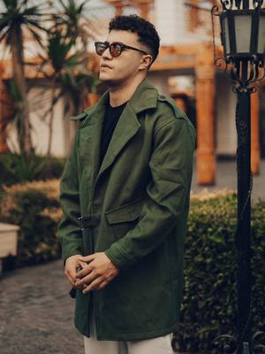 A post by @salah_ahmed9 on TikTok caption: Guess where I got my clothes😉?👉Try to search for and follow my fave shop  @SHEIN @SHEINUS @SHEIN MEN 🔥 Use my coupon code[ MSHSalah ] to get some discount 😎🔥 ————- 👉🏽 Manfinity CasualCool Men's Solid Color Lapel Collar Long Sleeve Casual Jacket For Fall/Winter, Boyfriend Gift, Fall Men Clothes, Men Green Jacket, Versatile ItemsFor Winter: 42343119 👉🏽 Manfinity Modomio Men's Straight Leg Woven Casual Long Pants, Plain Vacation Slacks Pants, Suitable For Daily Wear, Husband, Boyfriend Gifts : 46158020 . https://shein.top/bon3rag . https://shein.top/9flrrzu #sheinshops #sheinmen #SHEINmenswear #SHEINforAll #outfit #ootd #style #mensfashion