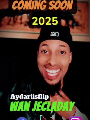 A post by @aydarusflip on TikTok caption: #Duet #aydarusflip #somalitiktok #galmudugnimo💙🤍💚 #stitch #foryoupage #comedia #xamarcadey🇸🇴🇸🇴🇸🇴🇸🇴 #leexleex #hiphop #music 