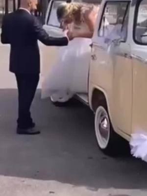 A post by @tosettisposi on TikTok caption: Voi sposi,  siete sempre la nostra soddisfatti più bella. E seguirvi nella scelta del vostro abito da sposa o da sposo é il momento più emozionante anche per noi❤️ Buona domenica sera♥️ #tosettisposa #monicagabettatosetti #abitodasposa #abitodasposo #abitodasposa2025 #ispirazionematrimonio @Babi 