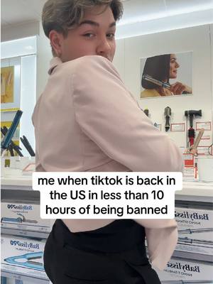 A post by @isaacnann on TikTok caption: God I love it here #unbanned 