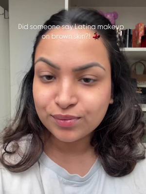 A post by @stylewithtracy on TikTok caption: What do you think? Giving me my old Uni days makeup look 👀 #latinamakeup #makeuptrend #makeuptransition #latinotiktok 