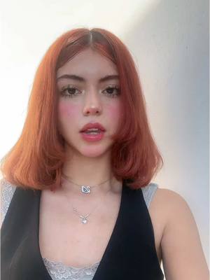 A post by @vaniasse1 on TikTok caption: Haircut aesthetic 😘