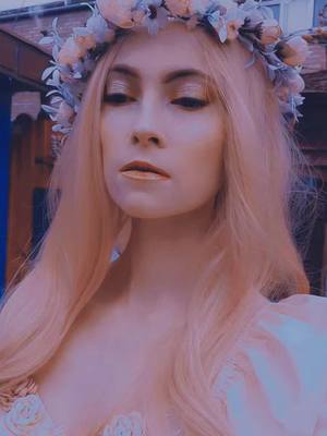 A post by @anemovencosplay on TikTok caption: #aphrodite #aphroditecosplay #greekmythology #greekmythologycosplay #epiccosplay #epic #fyp #cosplay #makeup 