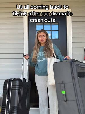 A post by @arianalee99 on TikTok caption: IM SORRY I PANICKED PLS LET ME BACK IN