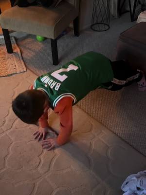 A post by @hatchsharleys on TikTok caption: #celtics #nfl #fitness #workoutmotivation 