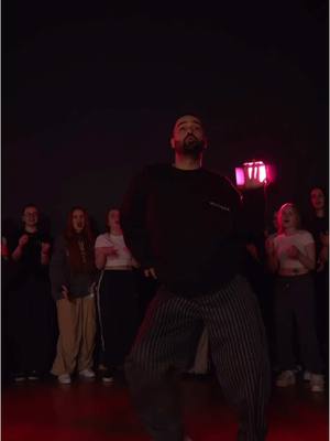 A post by @babakdavallou on TikTok caption: I‘m back 🧔🏻‍♂️🤓 choreo by me ❤️workshop in Nordhorn 🔥 #dance #reggaeton 