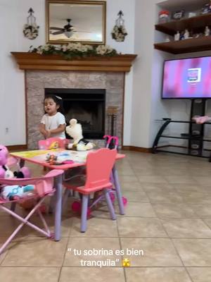 A post by @__caligabi__ on TikTok caption: #funnyvideo #funnybaby #fyp #tiktoker #babytiktok #sobrina 