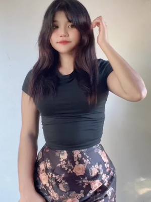 A post by @nanlaokham on TikTok caption: မြဝင်းလာပါပြီ❣️#followers #fypシ゚viral #trending #tiktokmyanmar 