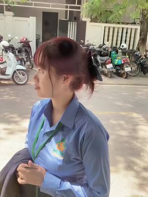 A post by @zeiily48 on TikTok caption: នំបុ័នចេញថ្មី#fyp #capcut #❤️ 