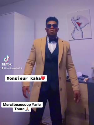 A post by @tontonkaba29 on TikTok caption: #musicguineenne❤️🇬🇳🔥 #comedieguinéeconakry❤️🇬🇳 #guineenne224🇬🇳 @kabasport 