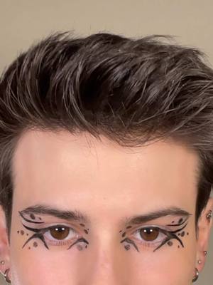 A post by @noahconsalvo on TikTok caption: Anyways… here’s a graphic eyeliner look I did  #makeup#coolmakeup#graphiceyeliner #eyeliner