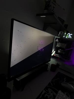 A post by @slixtech_ on TikTok caption: #techtok #GamingSetup #setup #fyp #foryou #tech #viral 