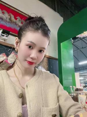 A post by @chankea21 on TikTok caption: 1ឆុត🤍🛍️