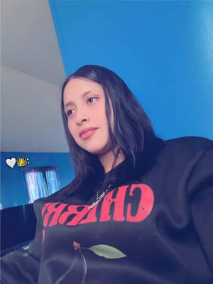 A post by @airogl on TikTok caption: #Existe #El #verdadero_amor❤️💕😍 #videoviralitiktok #dale❤️ #sigueme_y_te_sigo %#q_temazo⚠️⚡🎧👽💥⚠️ 