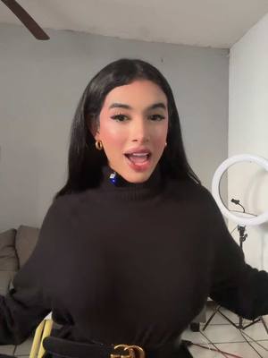 A post by @alexiacruzmkp on TikTok caption: GRWM💕