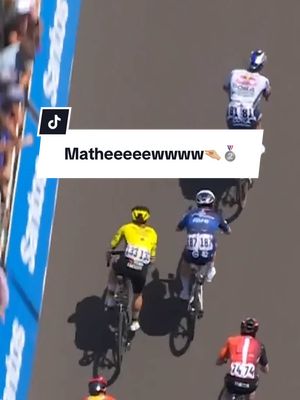 A post by @teamvisma_leaseabike on TikTok caption: Mattheeeeewwww came close!🏎️💨 #fy #fyp #tourdownunder #australia🇦🇺 #santostourdownunder 